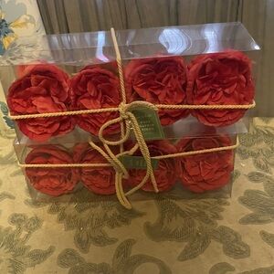 NWT Sur La Table Oversized Bloomed Rose Napkin Rings, Box of 4